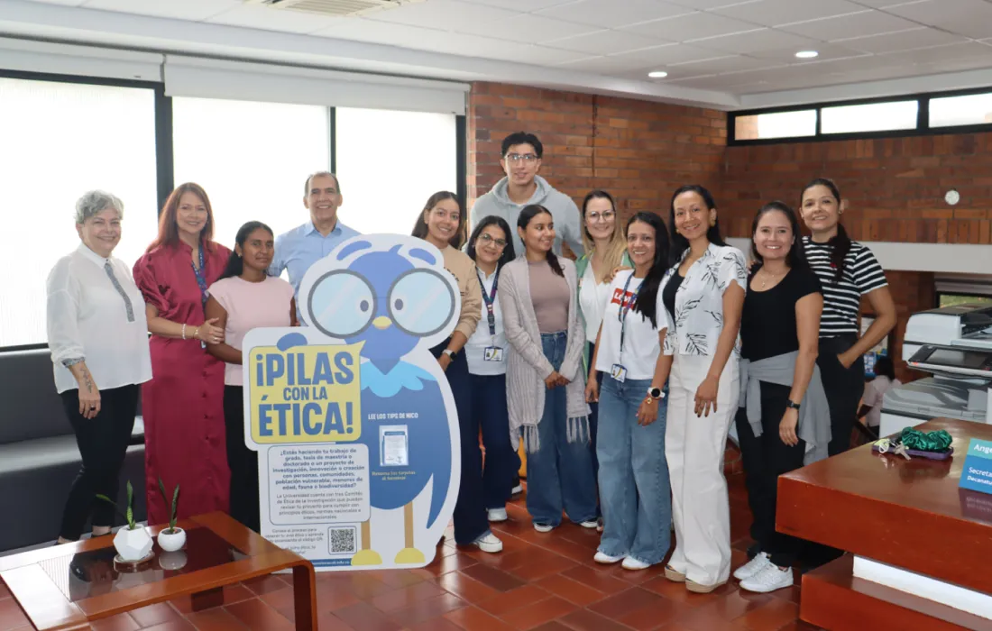 Nico, el búho ético Nico, el búho ético