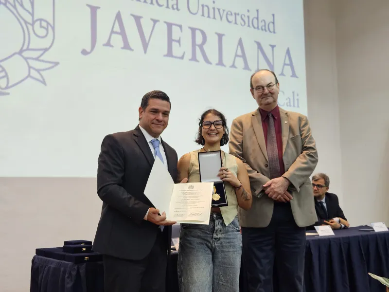 Cruz San Pedro Claver: 25 estudiantes reconocidos por sus calidades humanas y espíritu javeriano