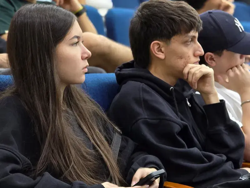 La colaboración, el nuevo motor de la logística moderna La colaboración, el nuevo motor de la logística moderna